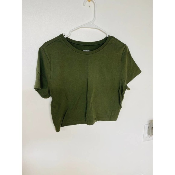 Wild Fable Green Cropped T-shirt - Picture 2 of 4